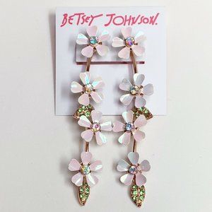 New Betsey Johnson White Iridescent Earring